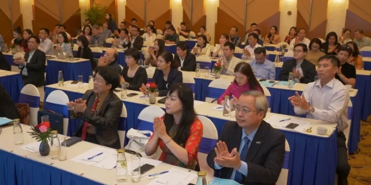 Hội thảo Hướng dẫn sử dụng dưỡng ẩm trong chuyên ngành Da liễu