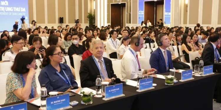 Bệnh viện Da liễu Trung ương tổ chức Hội nghị Ung thư da Toàn quốc lần thứ nhất: “Những bước tiến mới trong chẩn đoán và điều trị ung thư da”.